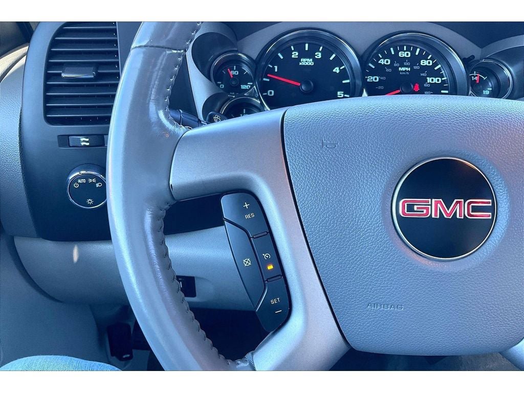 Used 2012 GMC Sierra 2500 SLE w/ SLE Preferred Package AWD/4WD image 19
