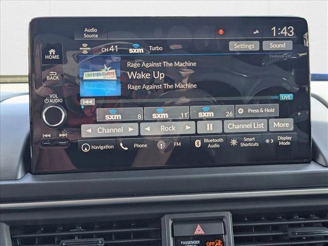 New 2025 Honda Pilot Touring image 13