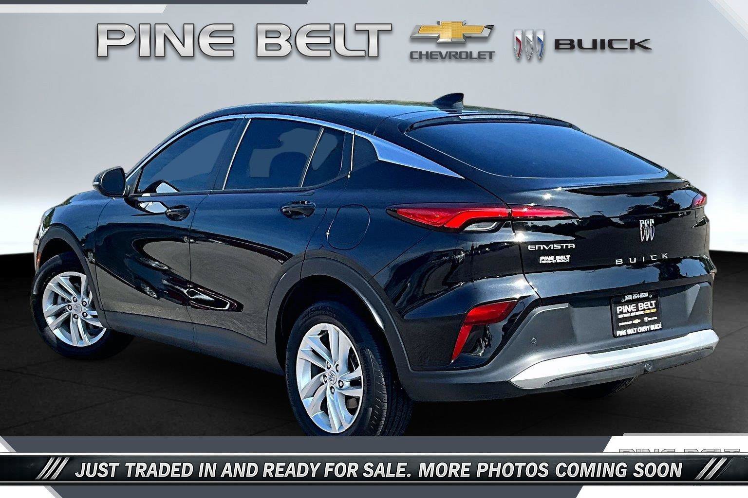 Used 2025 Buick Envista Preferred FWD image 2