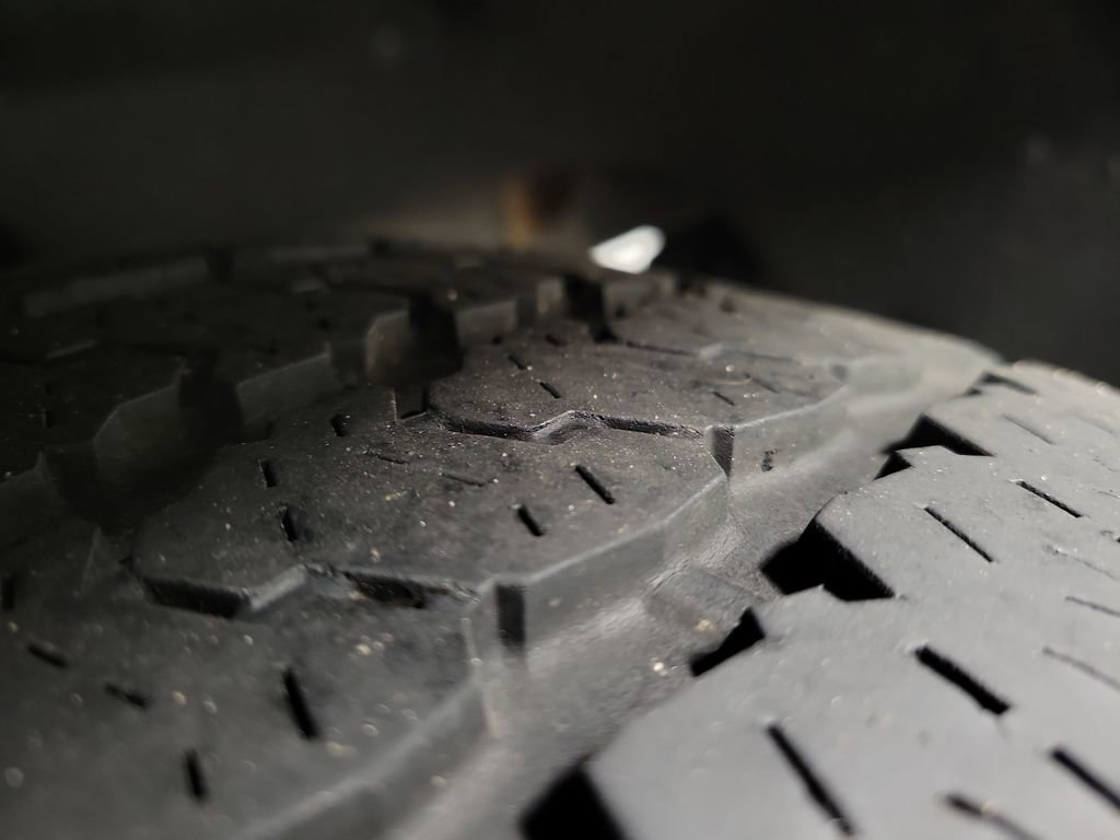 Used 2020 Chevrolet Silverado 1500 LT w/ Fleet Comfort Package image 12