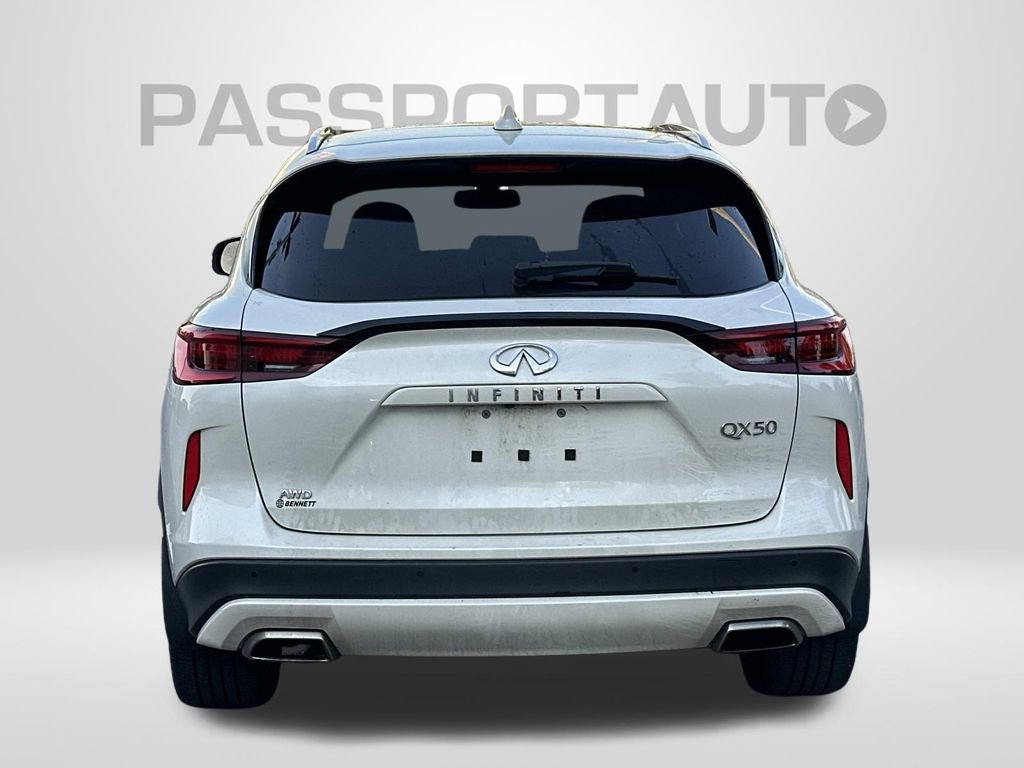 Used 2022 INFINITI QX50 Luxe w/ Appearance Package AWD/4WD image 3