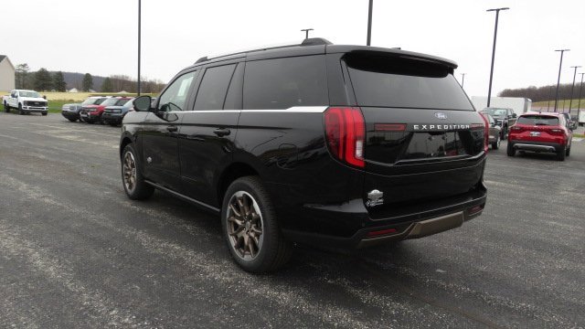 New 2025 Ford Expedition King Ranch image 5