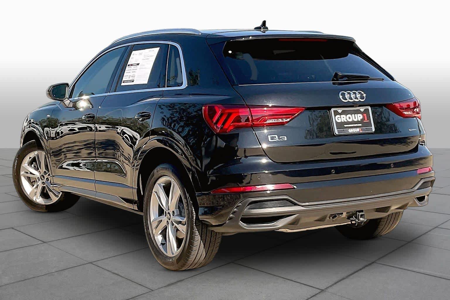Used 2023 Audi Q3 2.0T Premium w/ Convenience Package AWD/4WD image 12