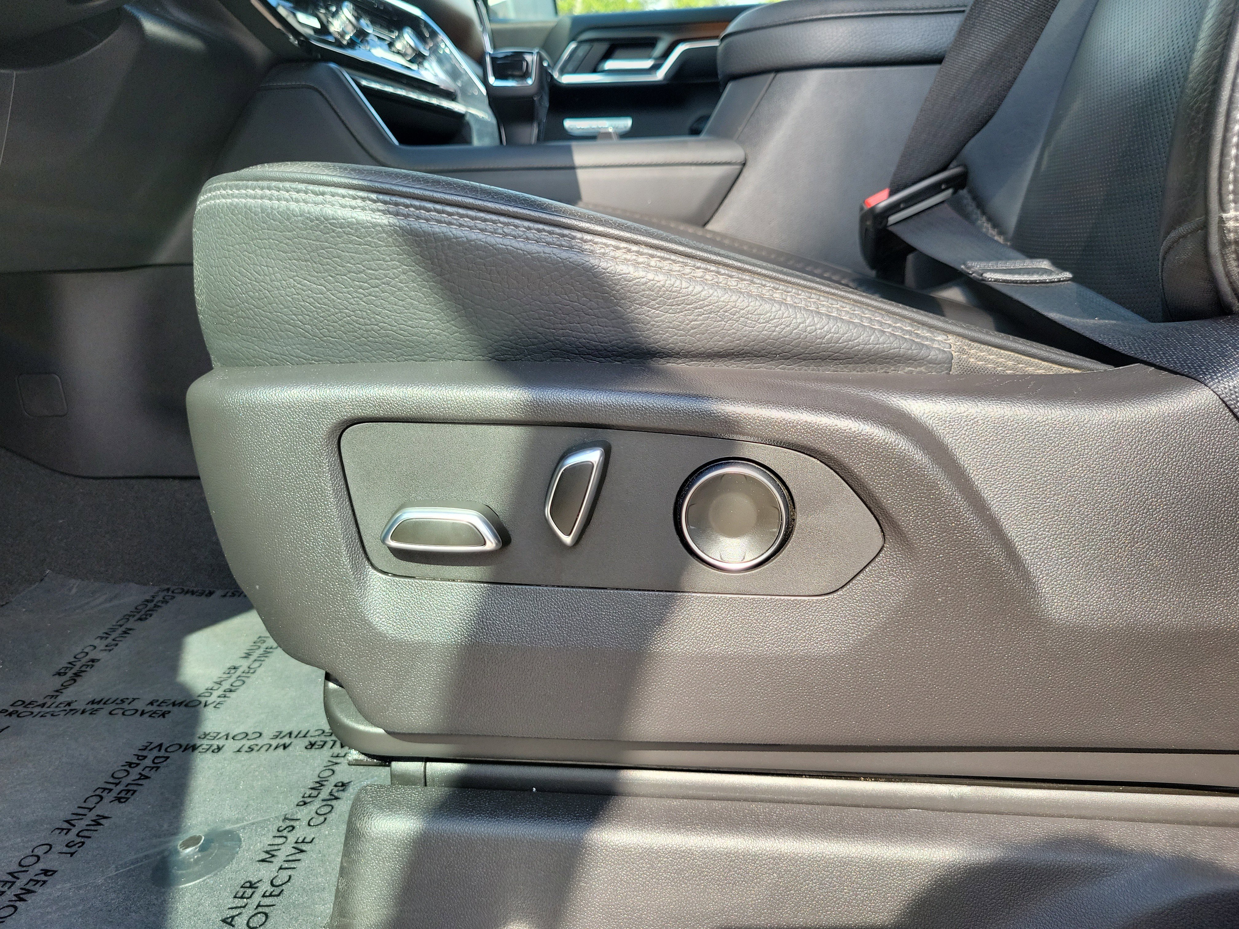 Used 2024 GMC Sierra 1500 Denali w/ Technology Package image 12