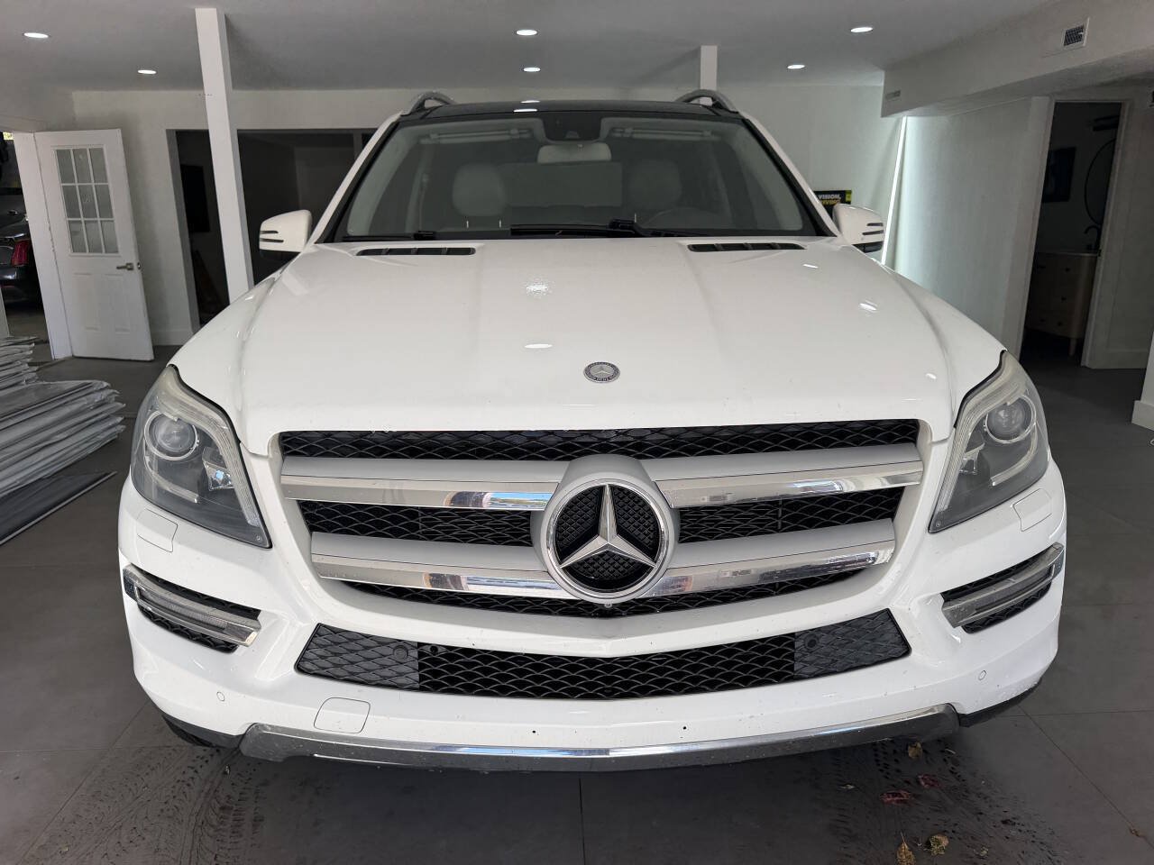 Used 2014 Mercedes-Benz GL 450 4MATIC image 9