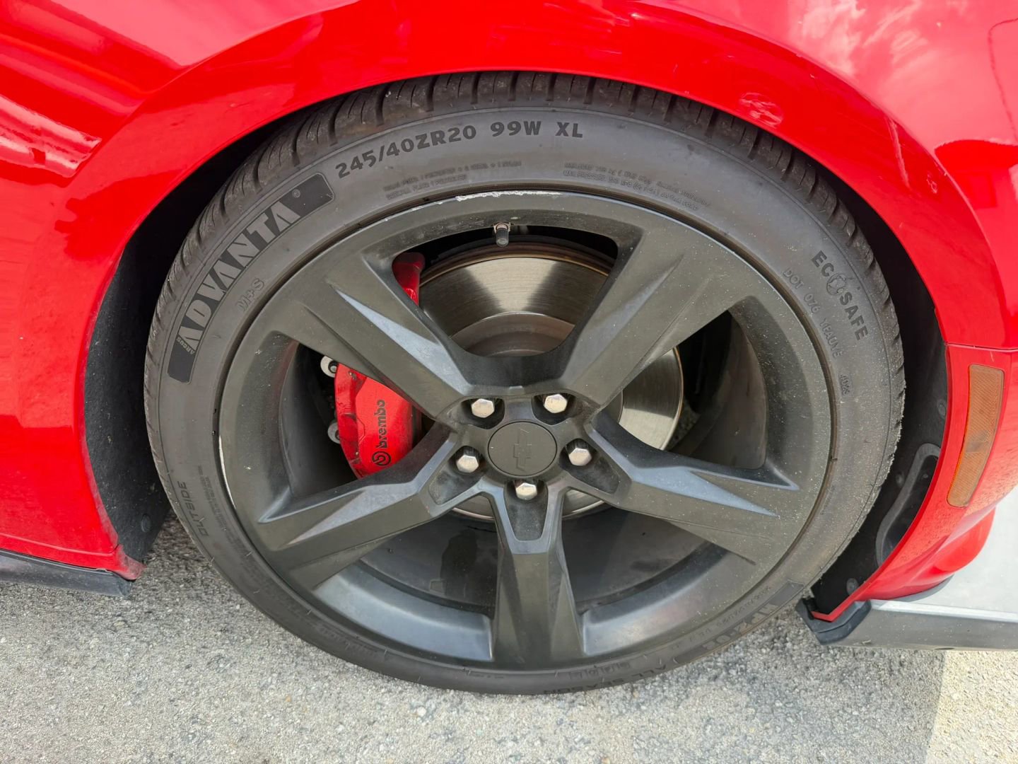 Used 2018 Chevrolet Camaro SS RWD image 27