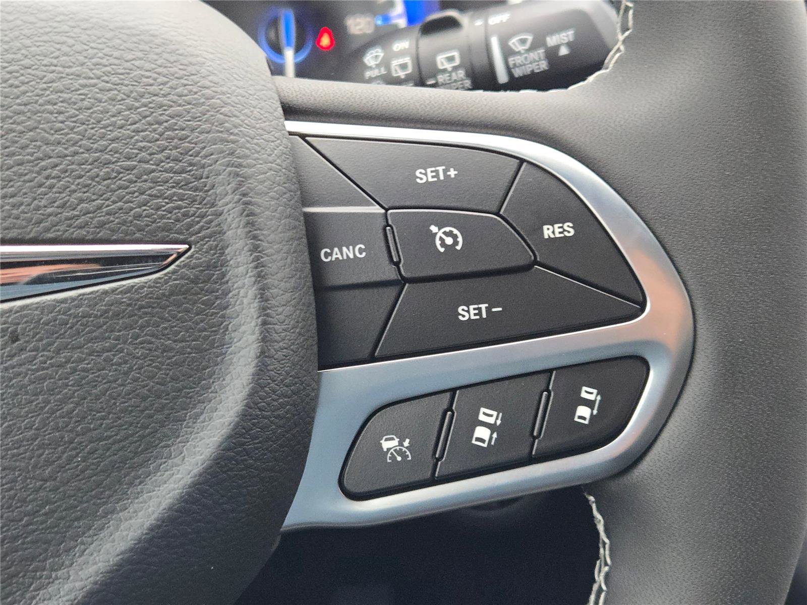 New 2026 Chrysler Voyager LX image 30