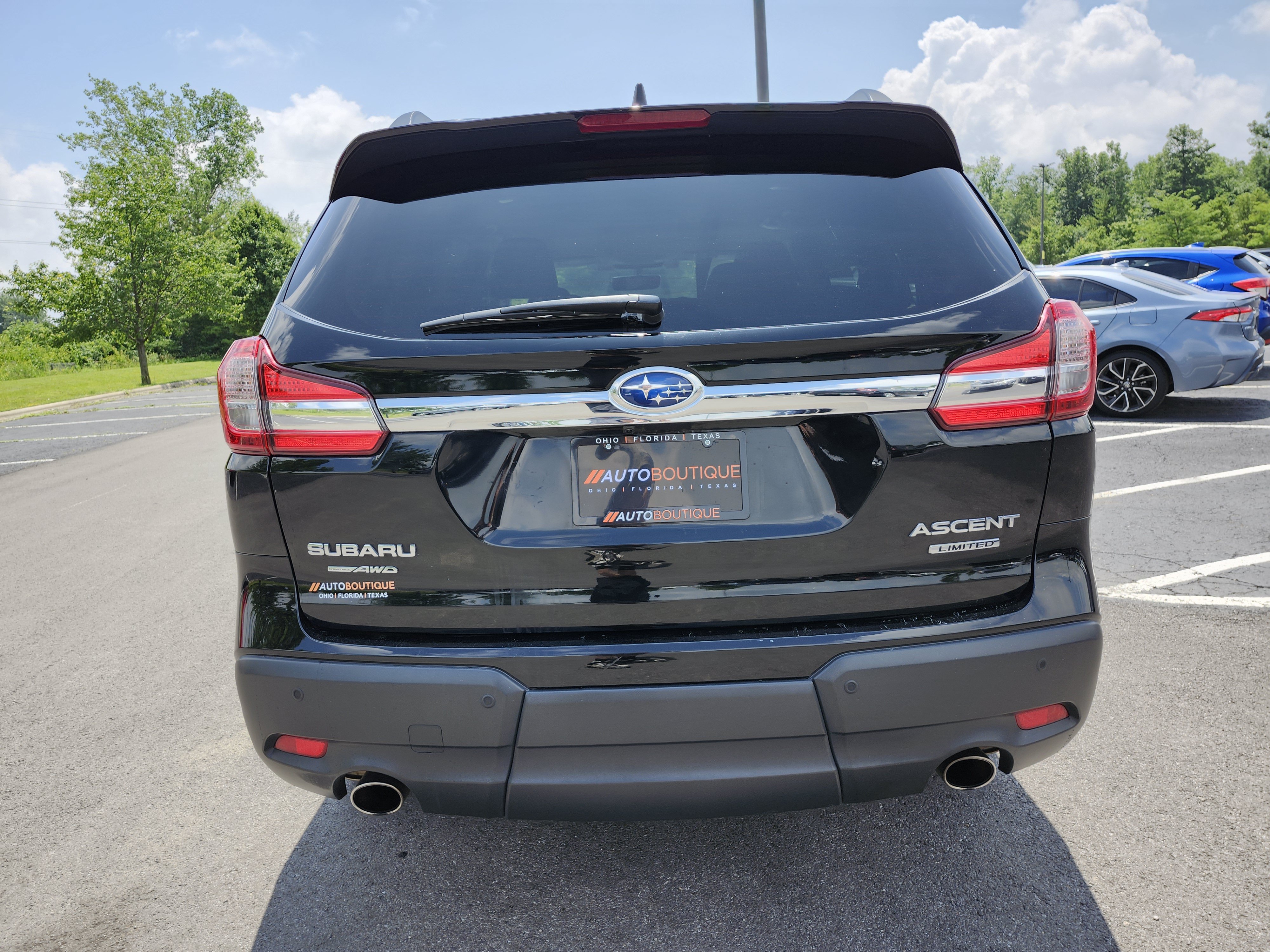 Used 2022 Subaru Ascent Limited AWD/4WD image 16