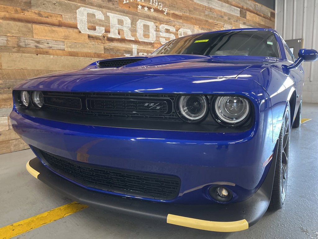 Used 2022 Dodge Challenger R/T w/ Blacktop Package image 10