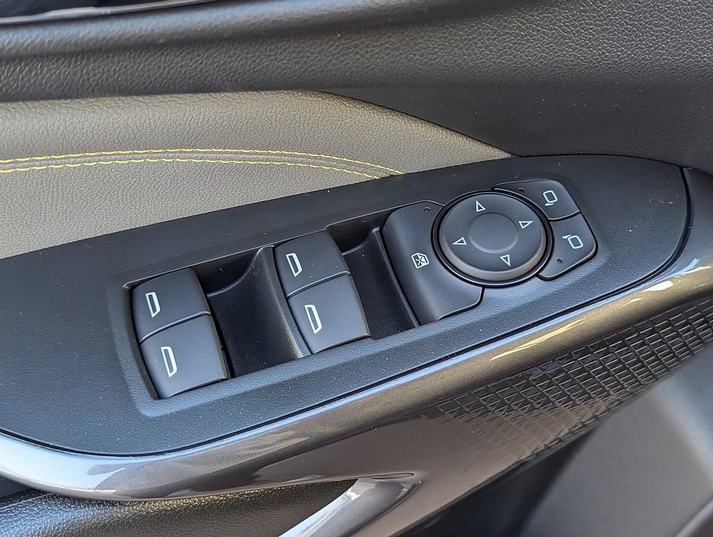 New 2026 Chevrolet Trax ACTIV w/ Driver Confidence Package FWD image 19