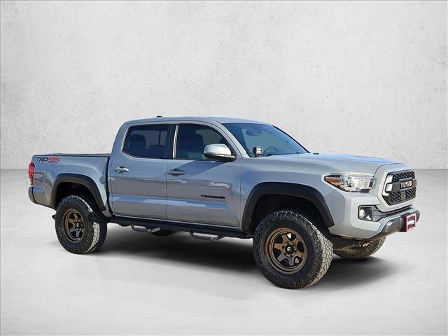 Used 2019 Toyota Tacoma TRD Off-Road image 3