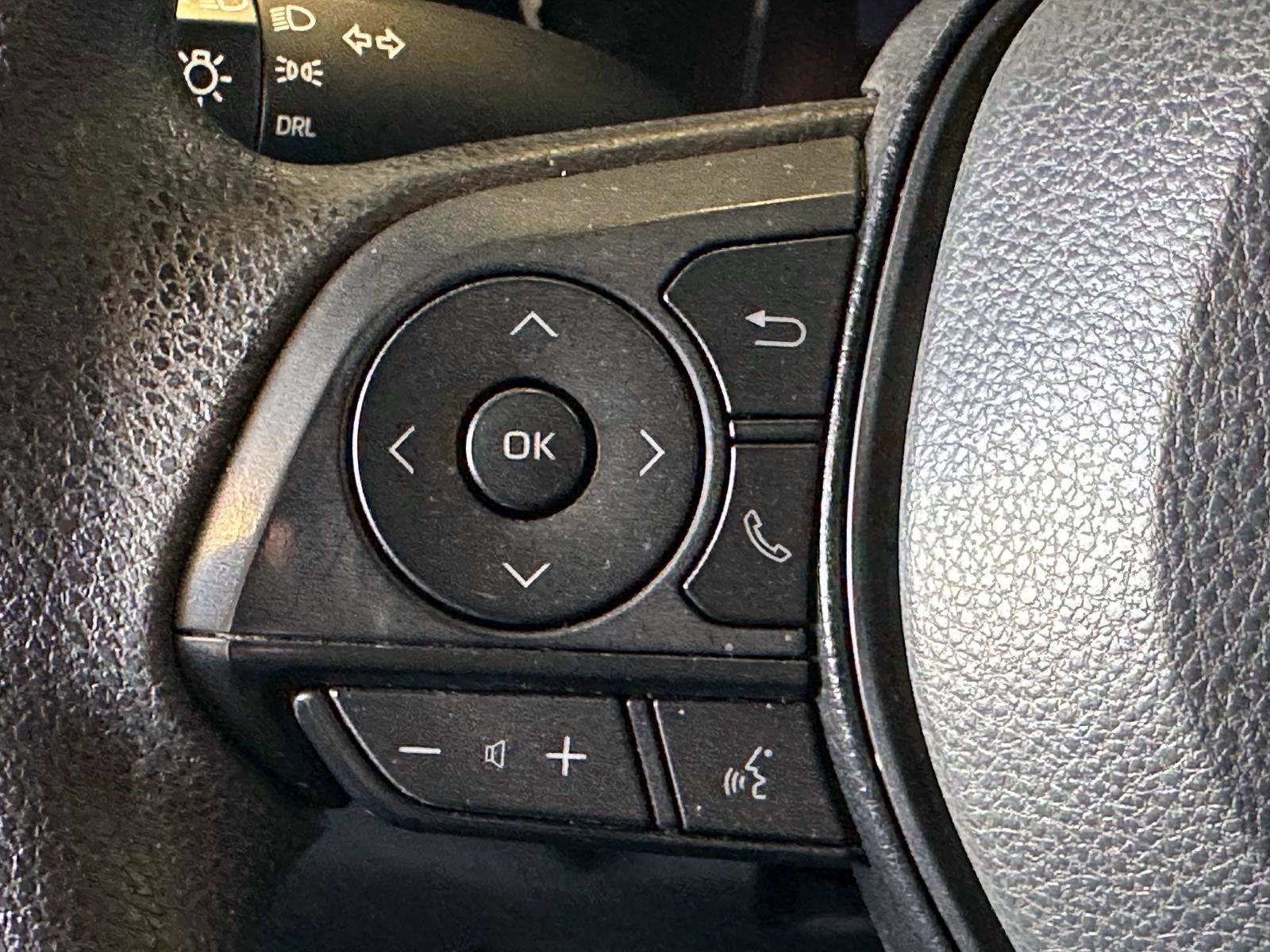 Used 2023 Toyota RAV4 LE AWD/4WD image 19