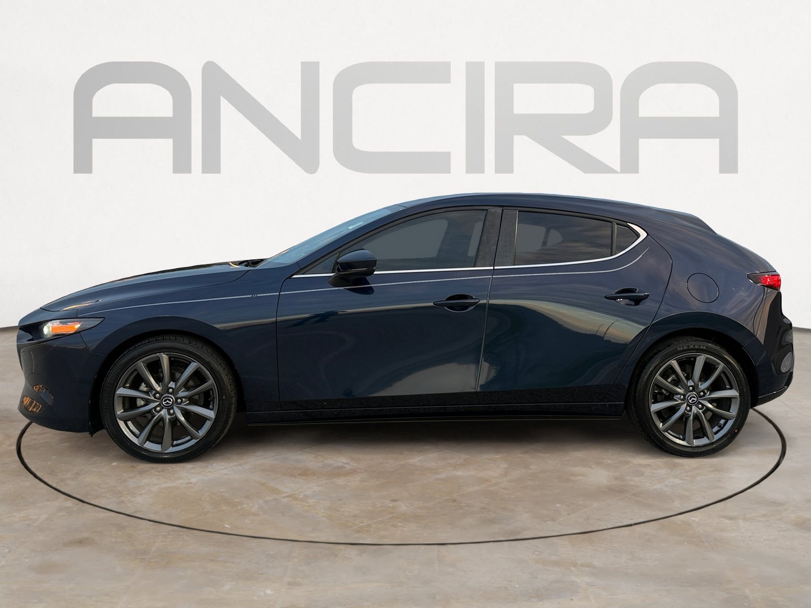 Used 2019 MAZDA MAZDA3 Hatchback w/ Preferred Package FWD image 6