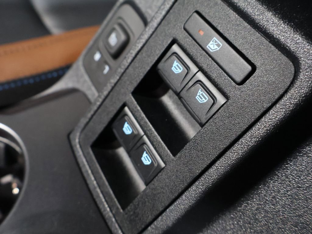 Used 2024 Ford Bronco Outer Banks image 32