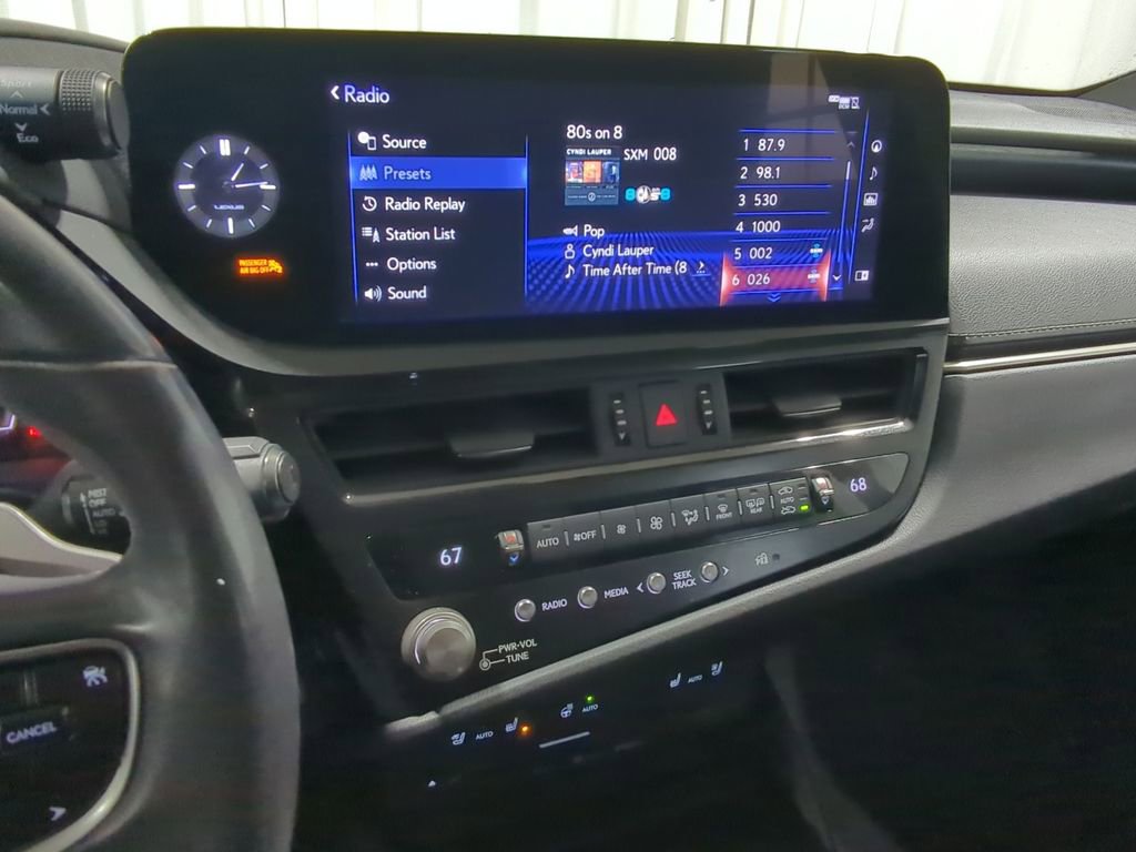 Used 2022 Lexus ES 300h w/ Premium Package image 34