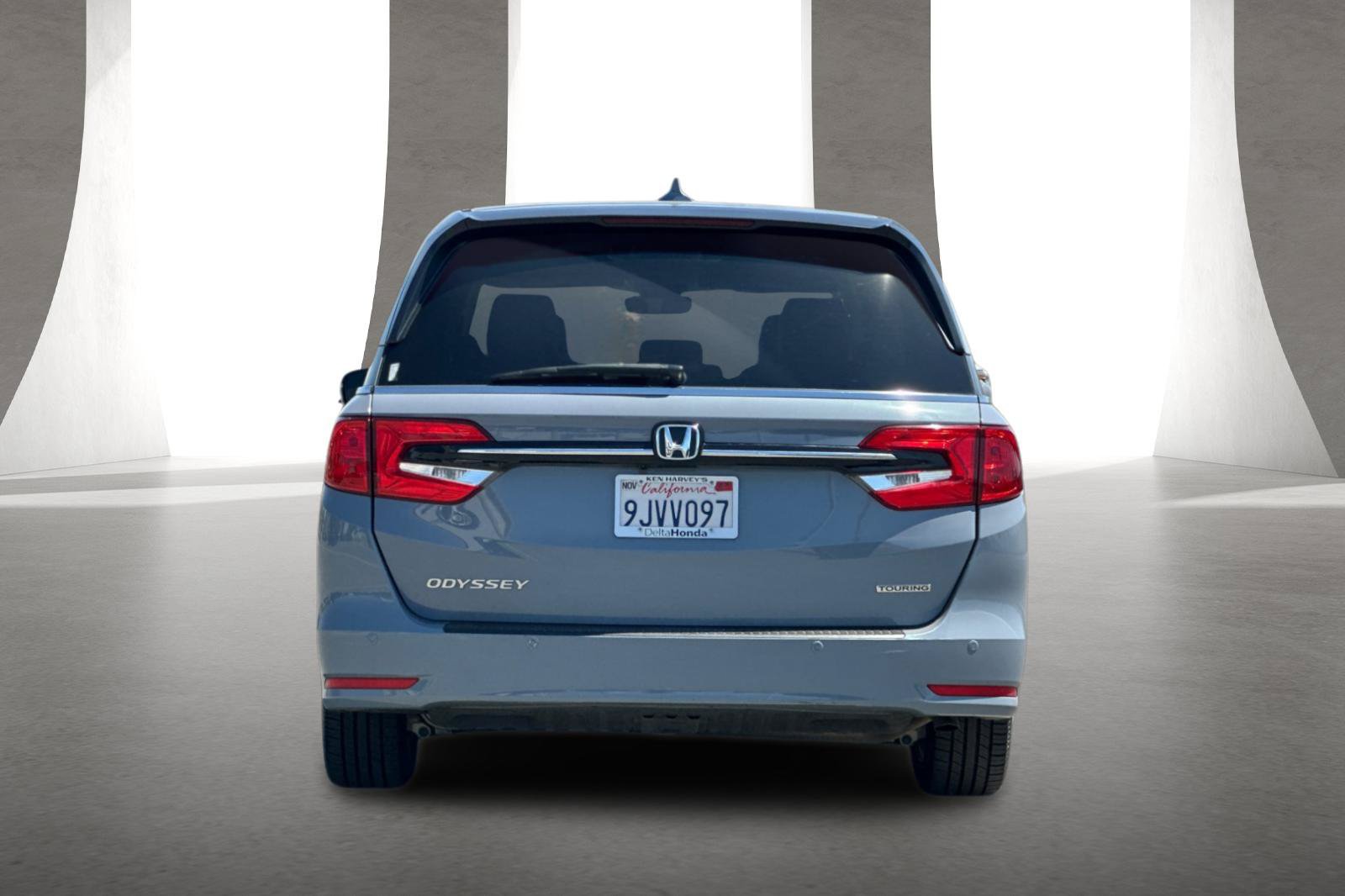 Used 2024 Honda Odyssey Touring image 5