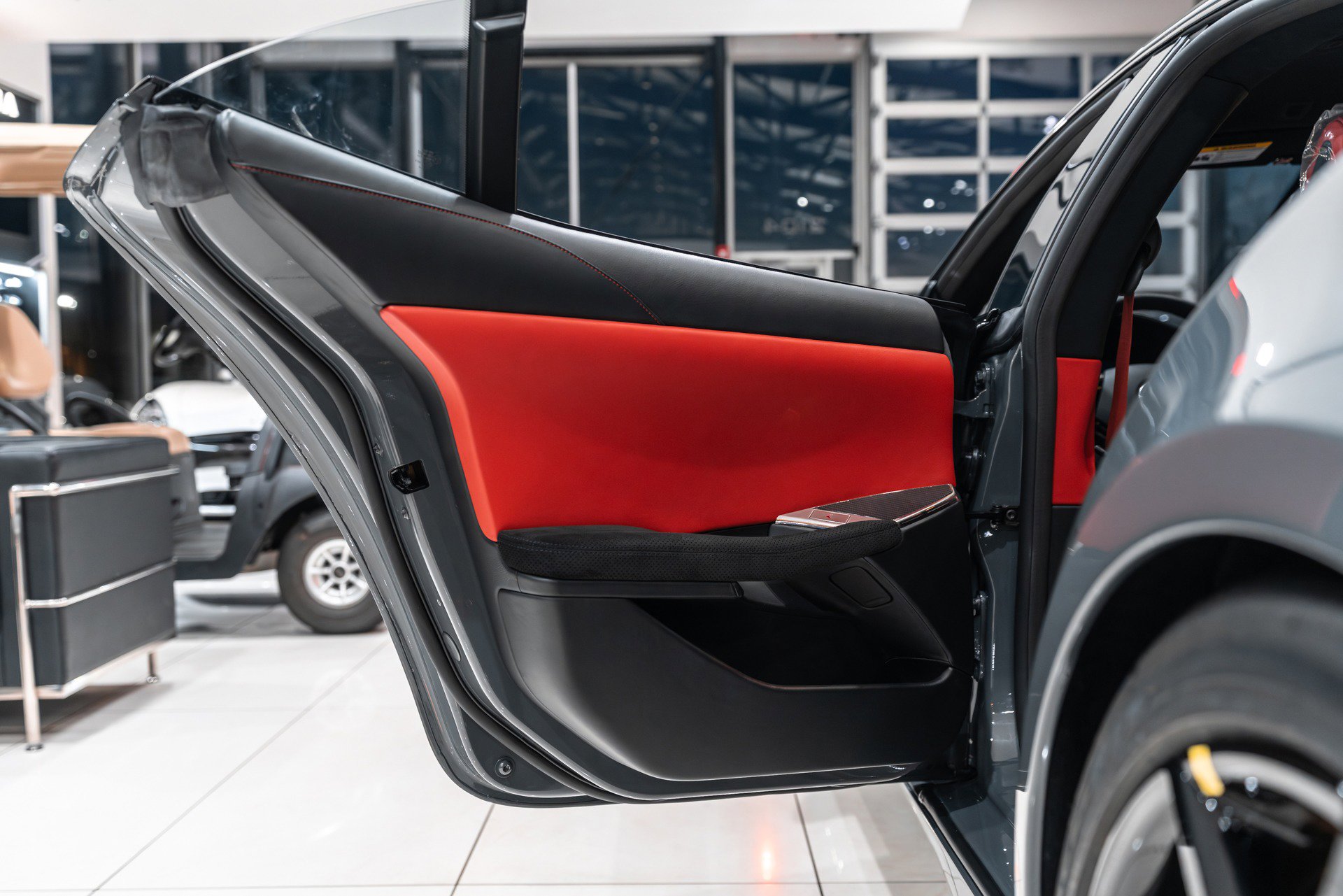 Used 2025 Karma Revero Luxury image 38