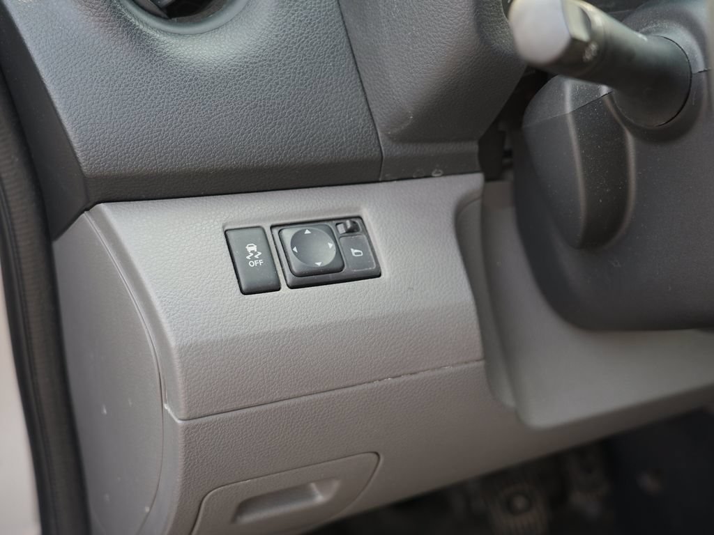 Used 2017 Chevrolet City Express LT w/ Technology Package FWD image 16