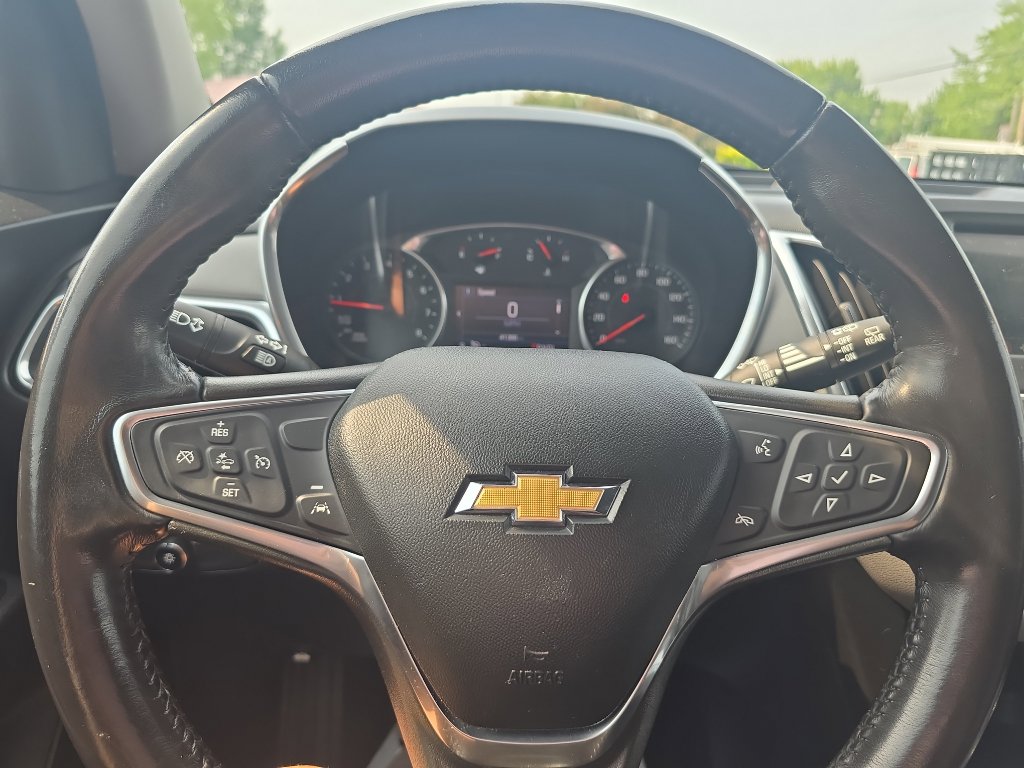Used 2019 Chevrolet Equinox LT image 18