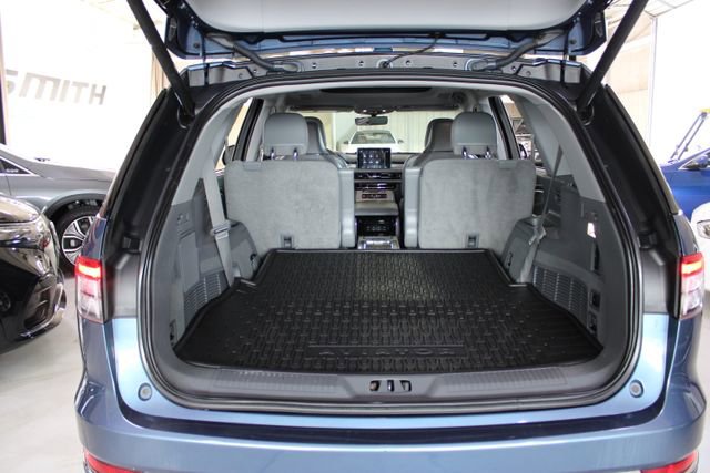 Used 2020 Lincoln Aviator Reserve w/ Equipment Group 202A image 24