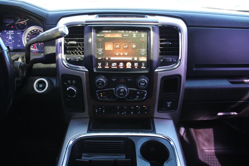 Used 2017 RAM 2500 Laramie w/ Cold Weather Group AWD/4WD image 23