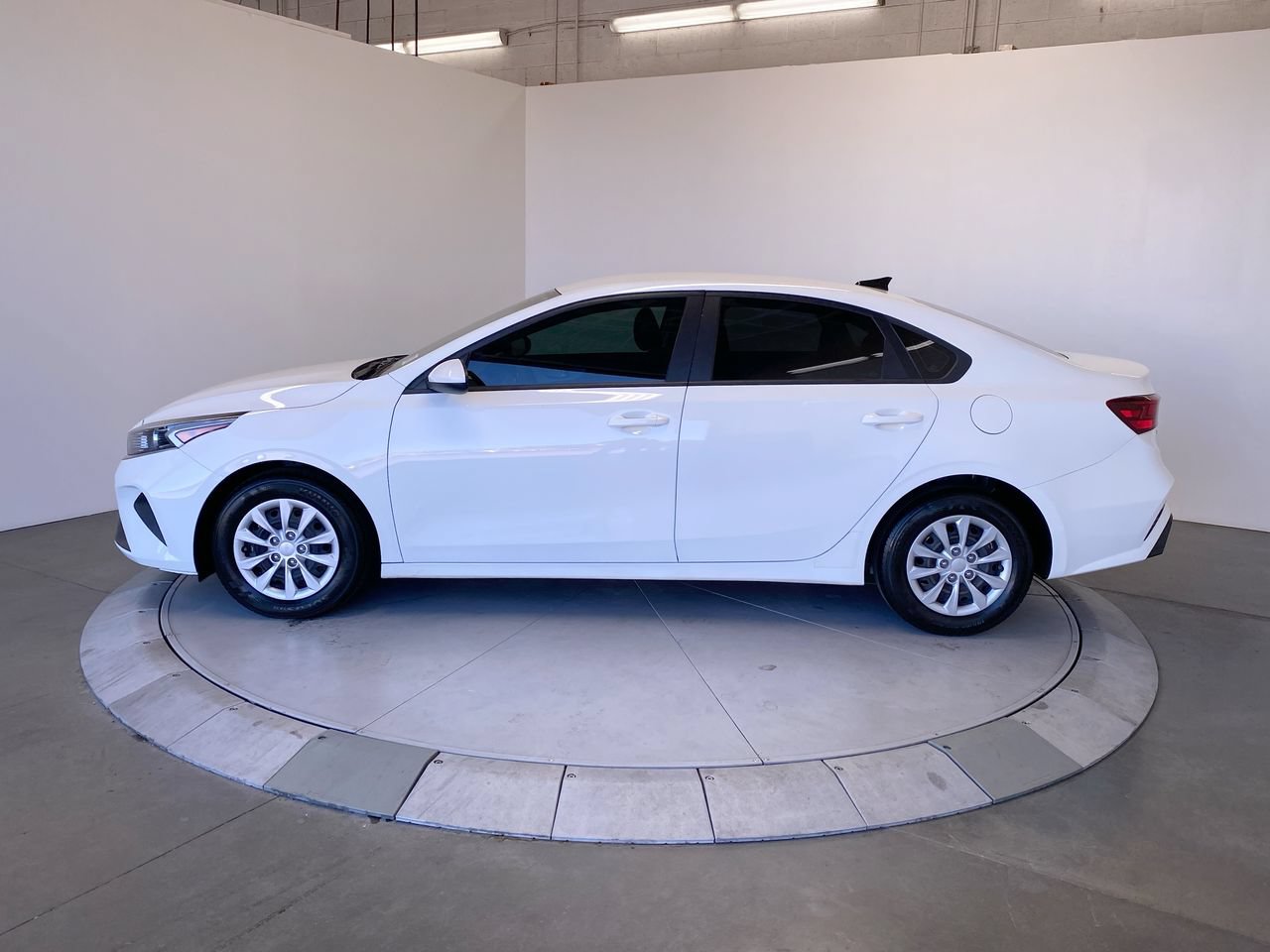 Certified 2024 Kia Forte LX FWD image 2