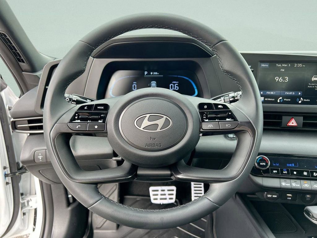 New 2026 Hyundai Elantra Sport FWD image 31