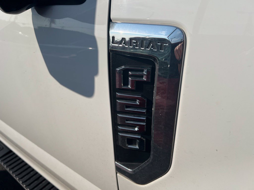 Used 2022 Ford F250 Lariat w/ Lariat Ultimate Package AWD/4WD image 5
