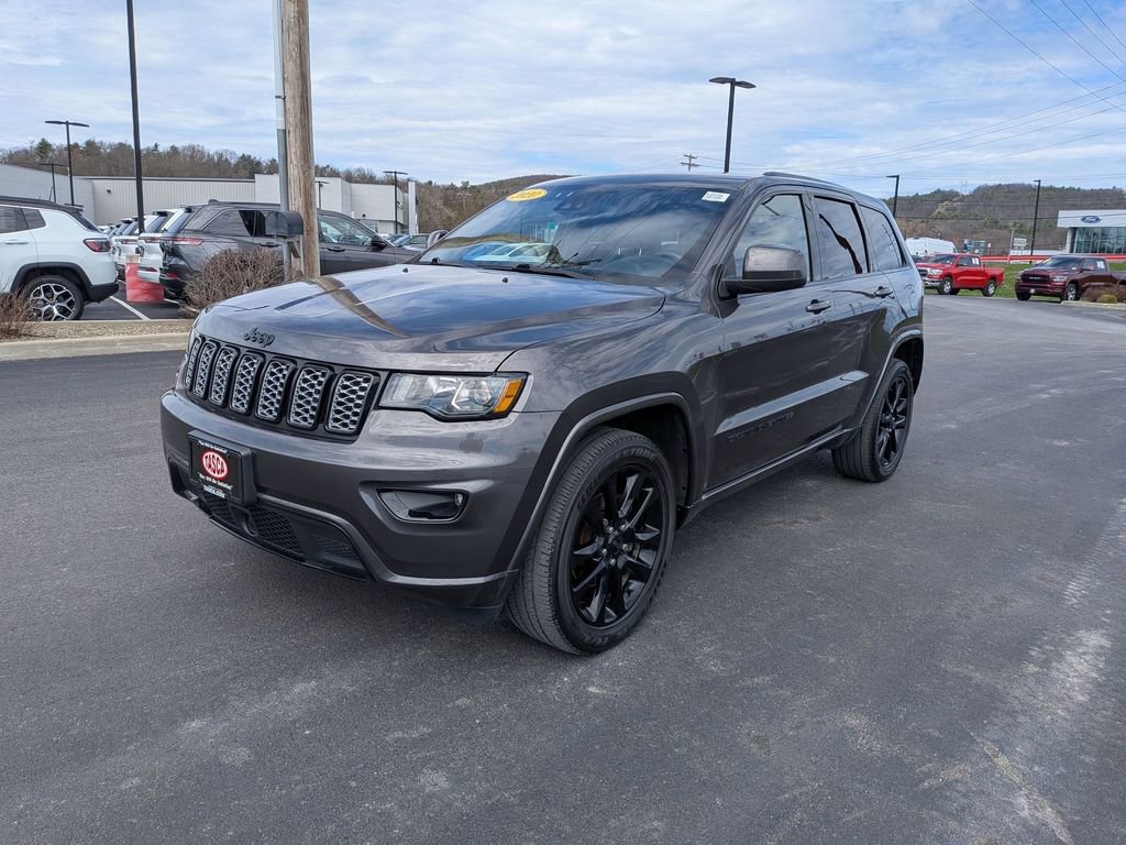 Used 2020 Jeep Grand Cherokee Altitude image 8