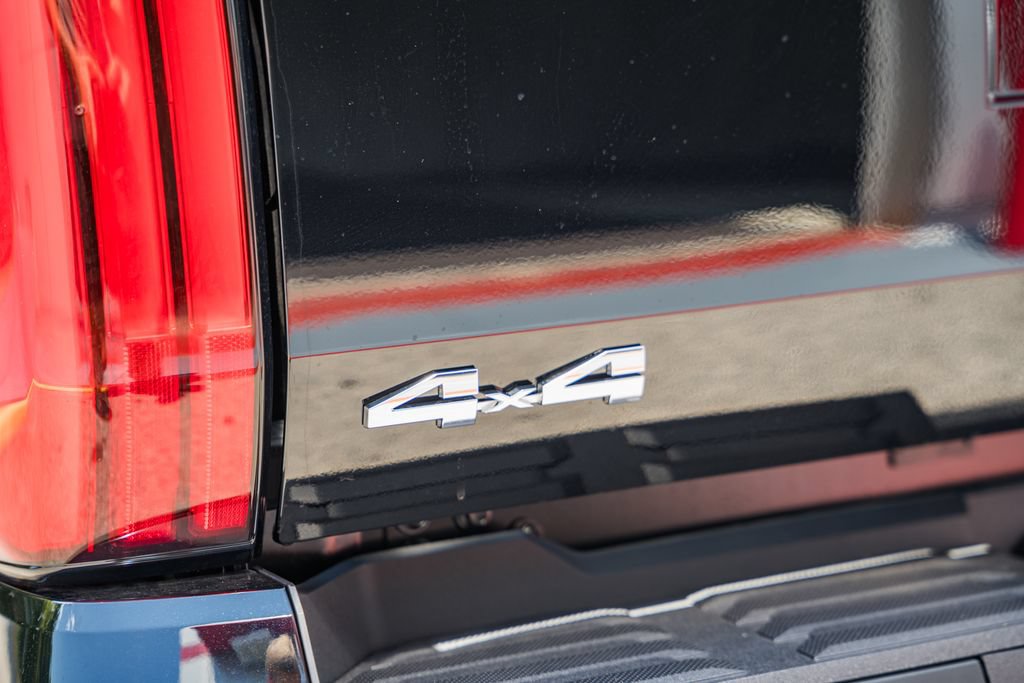 New 2026 Toyota Tundra SR5 AWD/4WD image 8