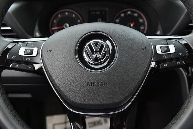 Certified 2022 Volkswagen Passat 2.0T image 20
