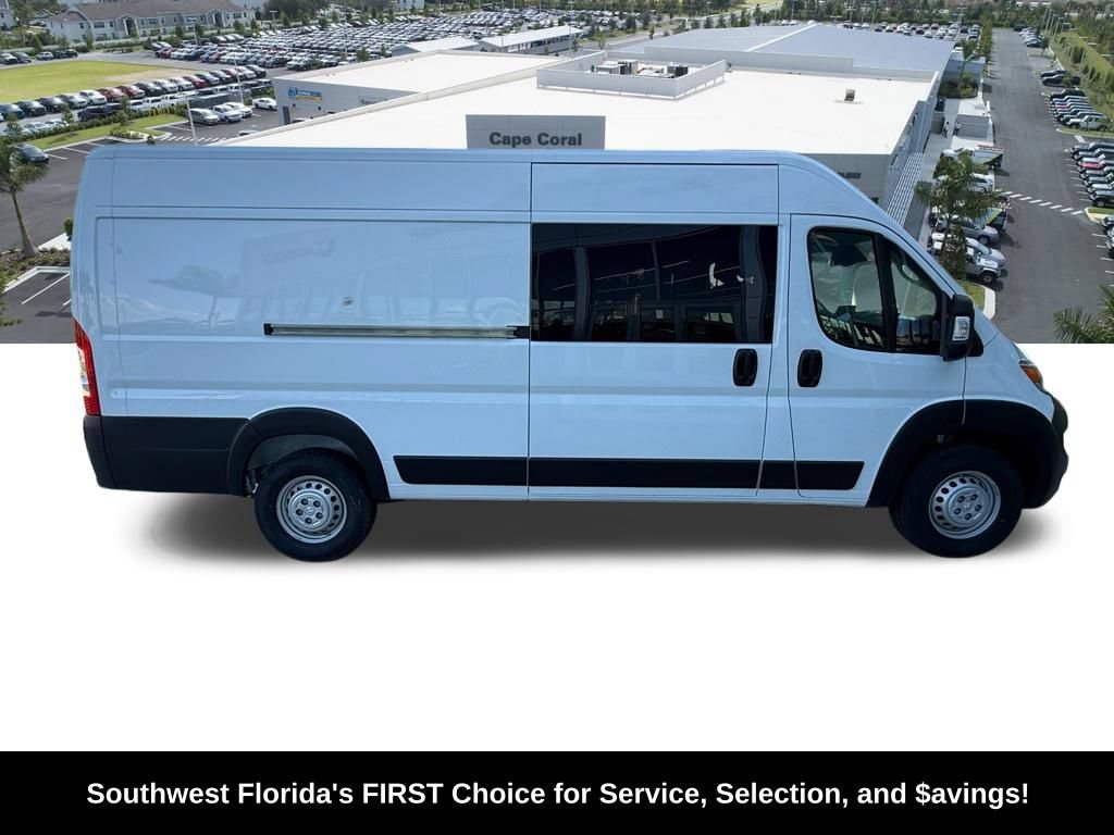 New 2026 RAM ProMaster 3500 w/ Crew Van Package FWD image 2