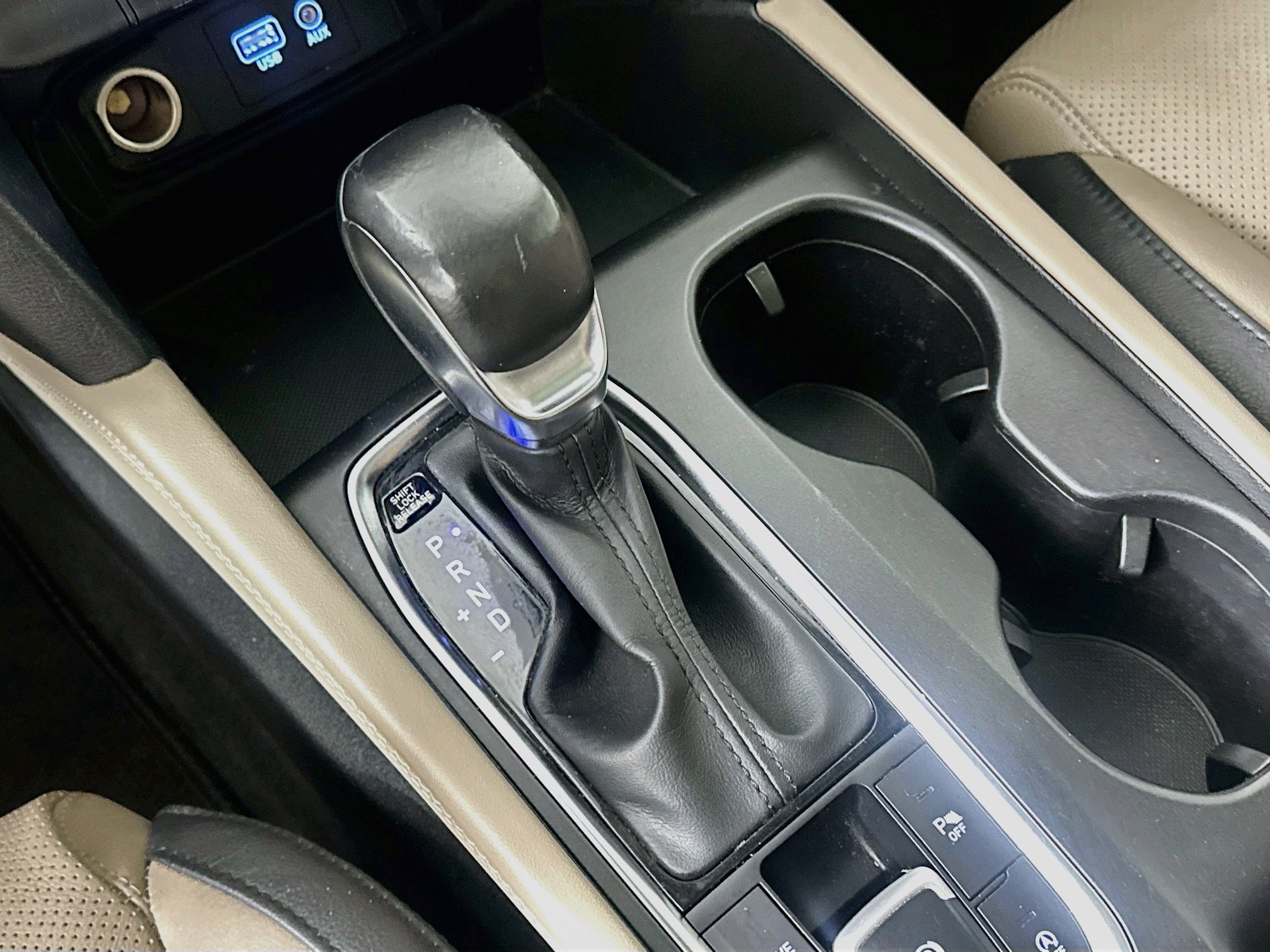 Used 2019 Hyundai Santa Fe Limited w/ Cargo Package FWD image 24