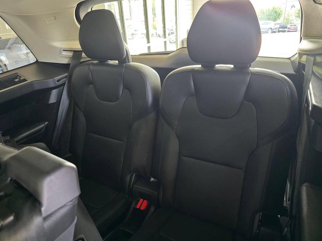 Used 2021 Volvo XC90 T6 Momentum w/ Advanced Package AWD/4WD image 25
