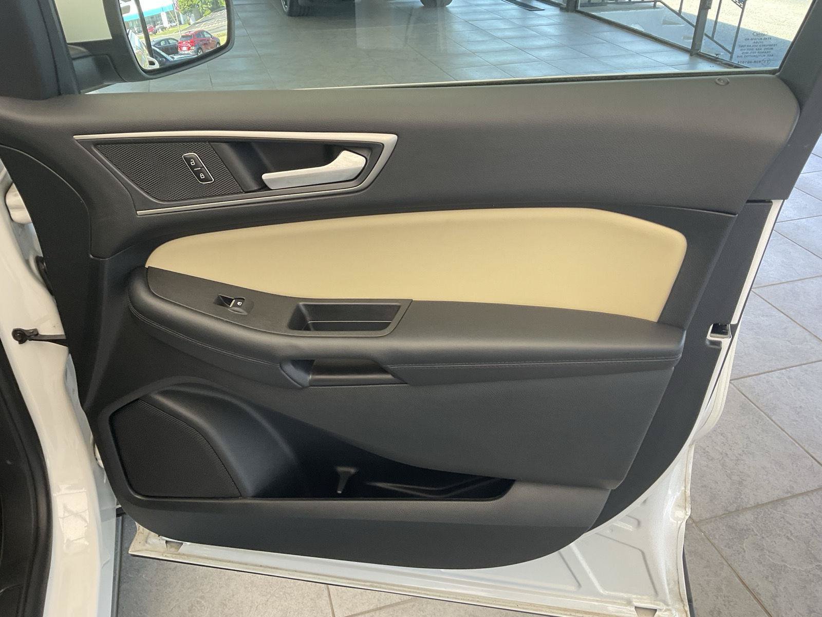 Used 2023 Ford Edge SEL w/ Convenience Package AWD/4WD image 13
