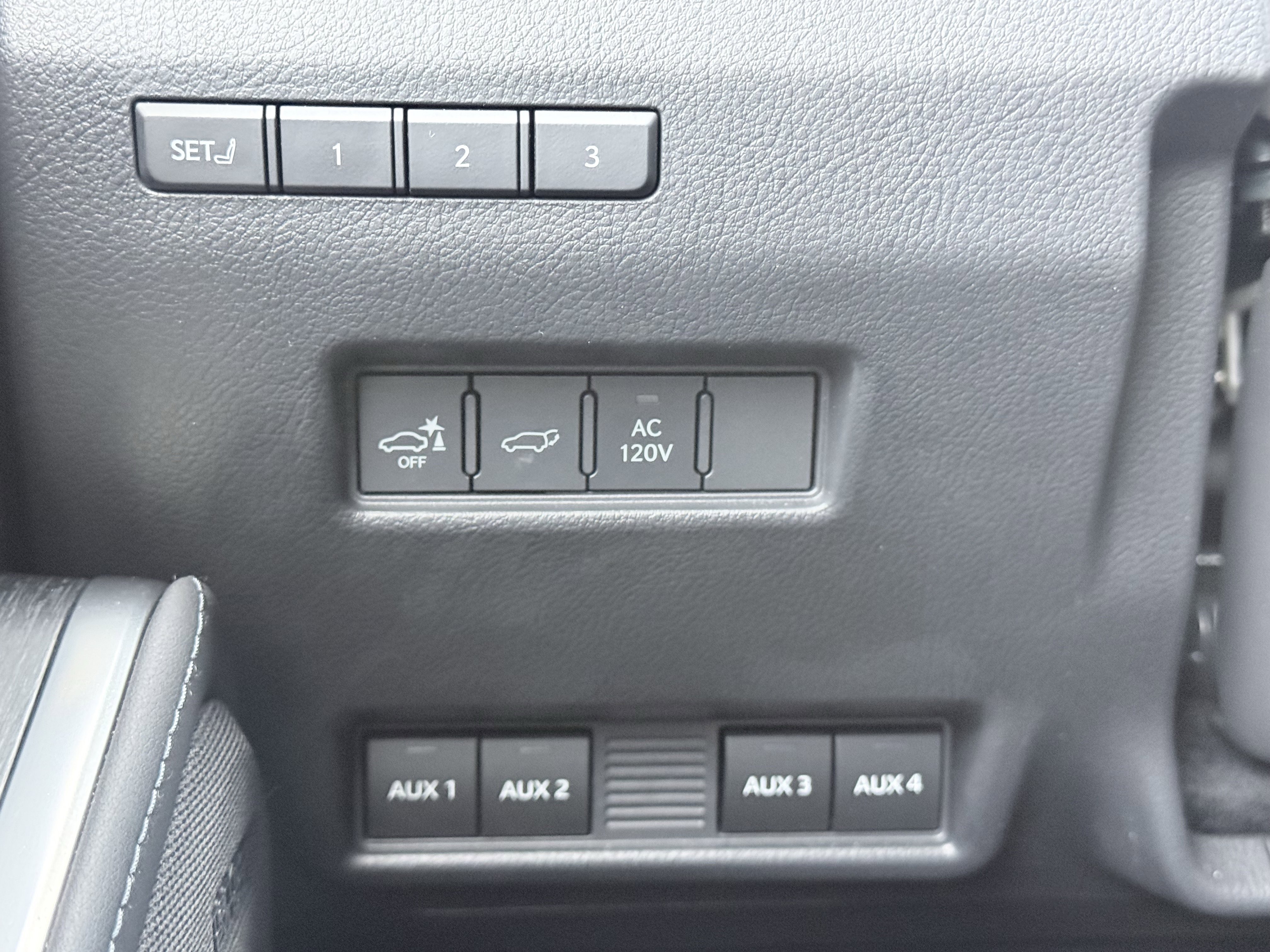 Used 2025 Lexus GX 550 image 80