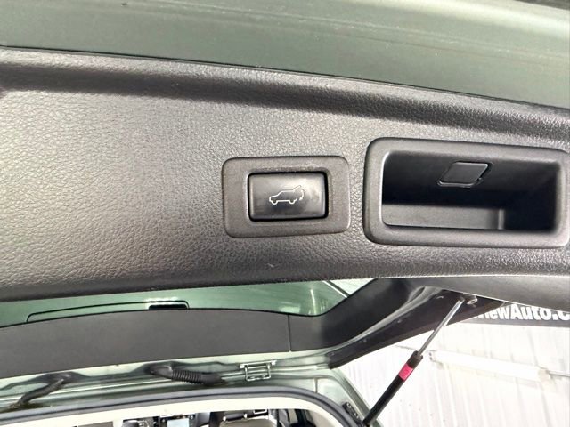 Used 2016 Subaru Forester 2.5i Limited AWD/4WD image 10