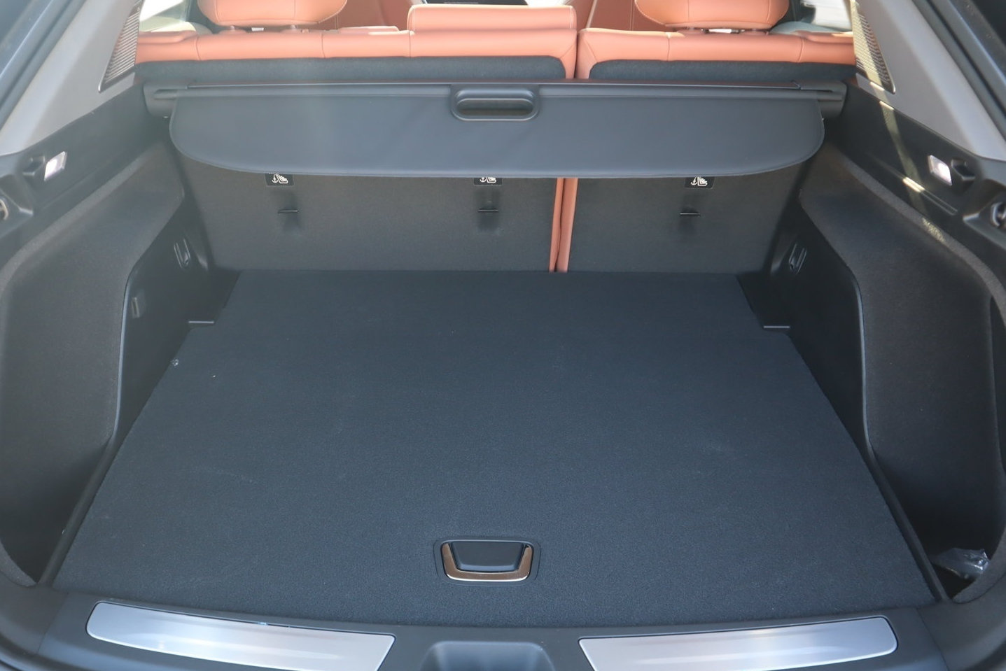 New 2027 Cadillac Optiq Premium Luxury AWD/4WD image 29