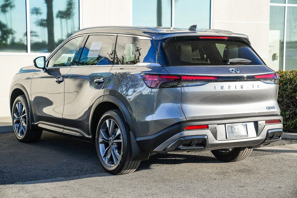 Certified 2024 INFINITI QX60 Luxe image 4