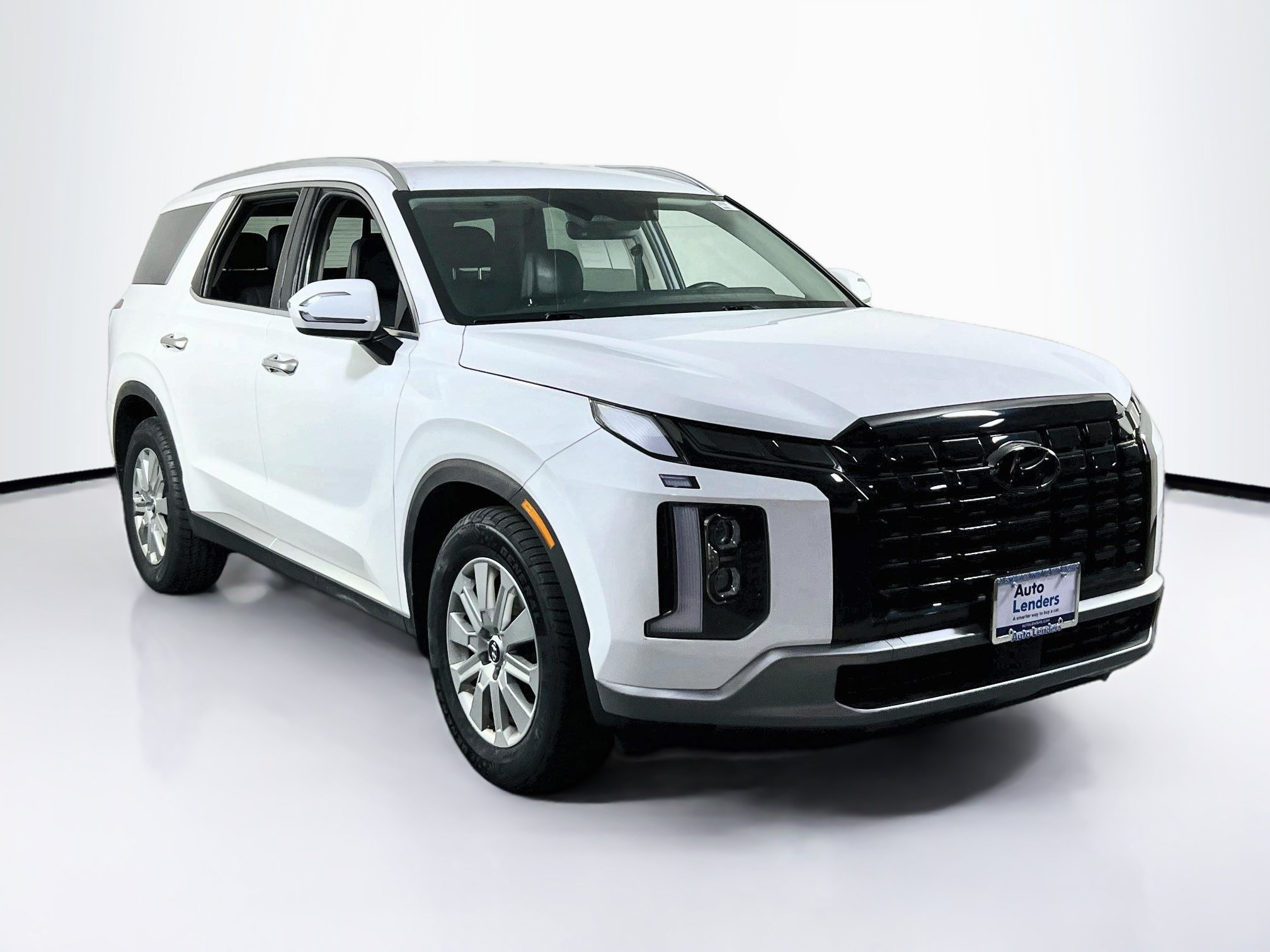 Used 2023 Hyundai Palisade SEL AWD/4WD image 3