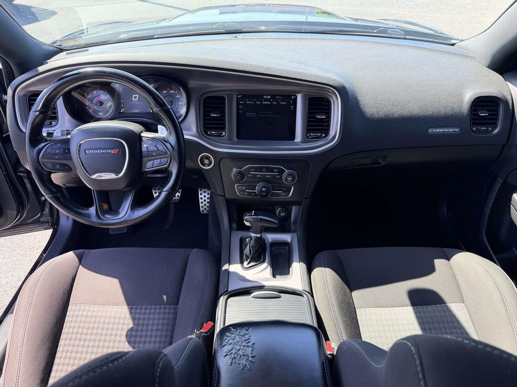 Used 2022 Dodge Charger GT w/ Blacktop Package RWD image 8