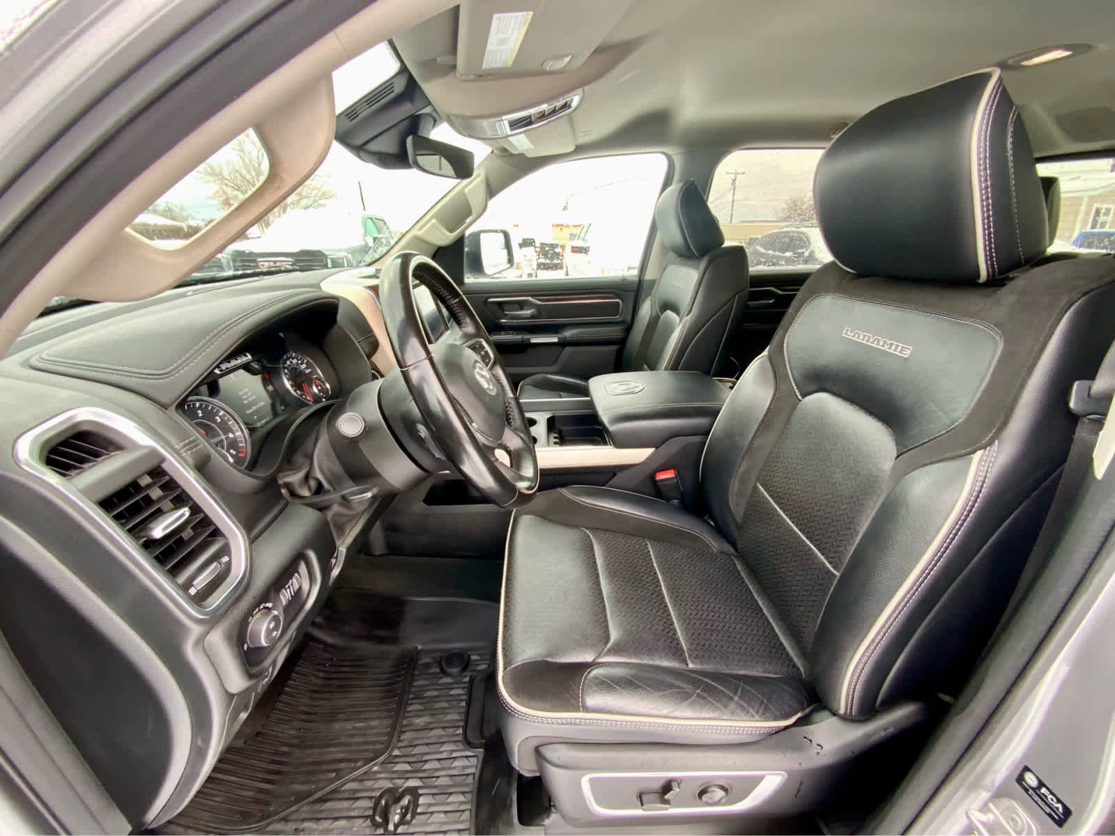 Used 2022 RAM 1500 Laramie image 24