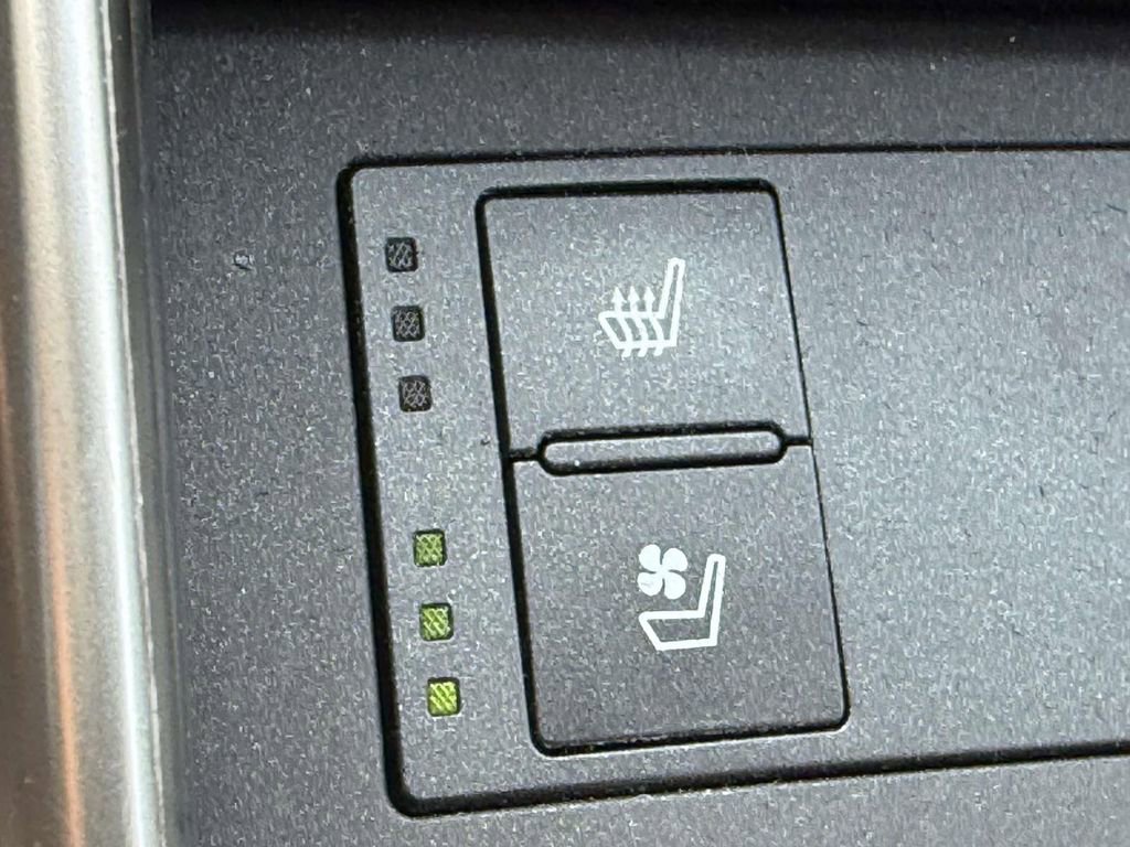 Used 2016 Lexus IS 300 AWD w/ Navigation System Package image 25