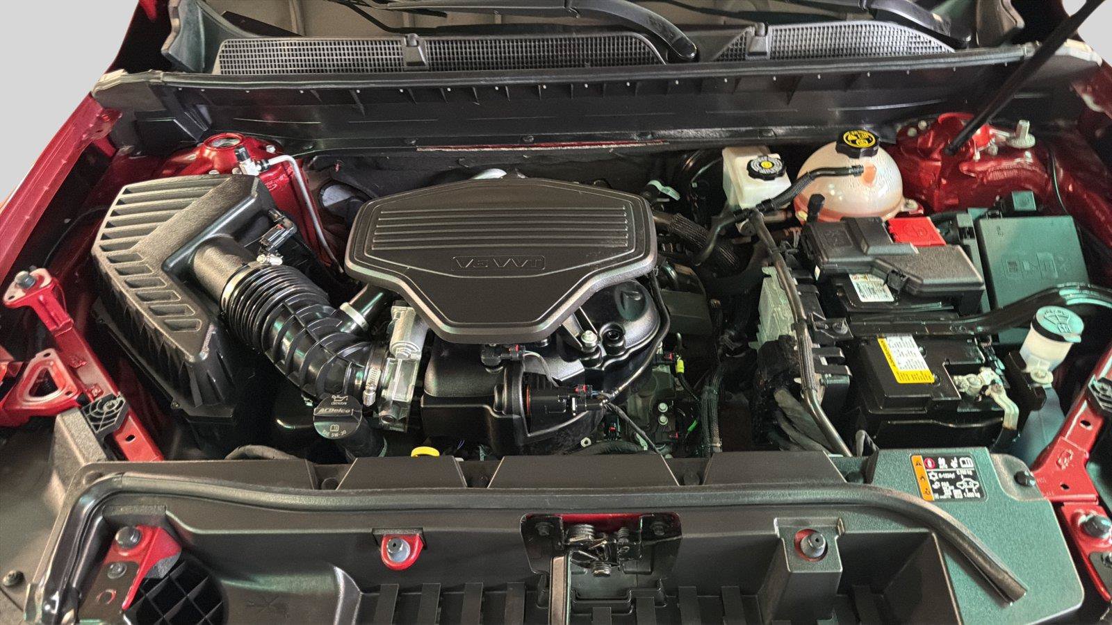 Used 2023 GMC Acadia AT4 w/ LPO, Floor Liner Package AWD/4WD image 24