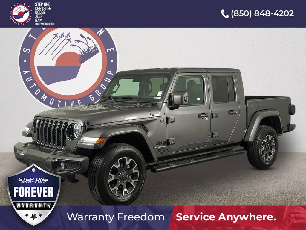 Used 2021 Jeep Gladiator Overland AWD/4WD image 1