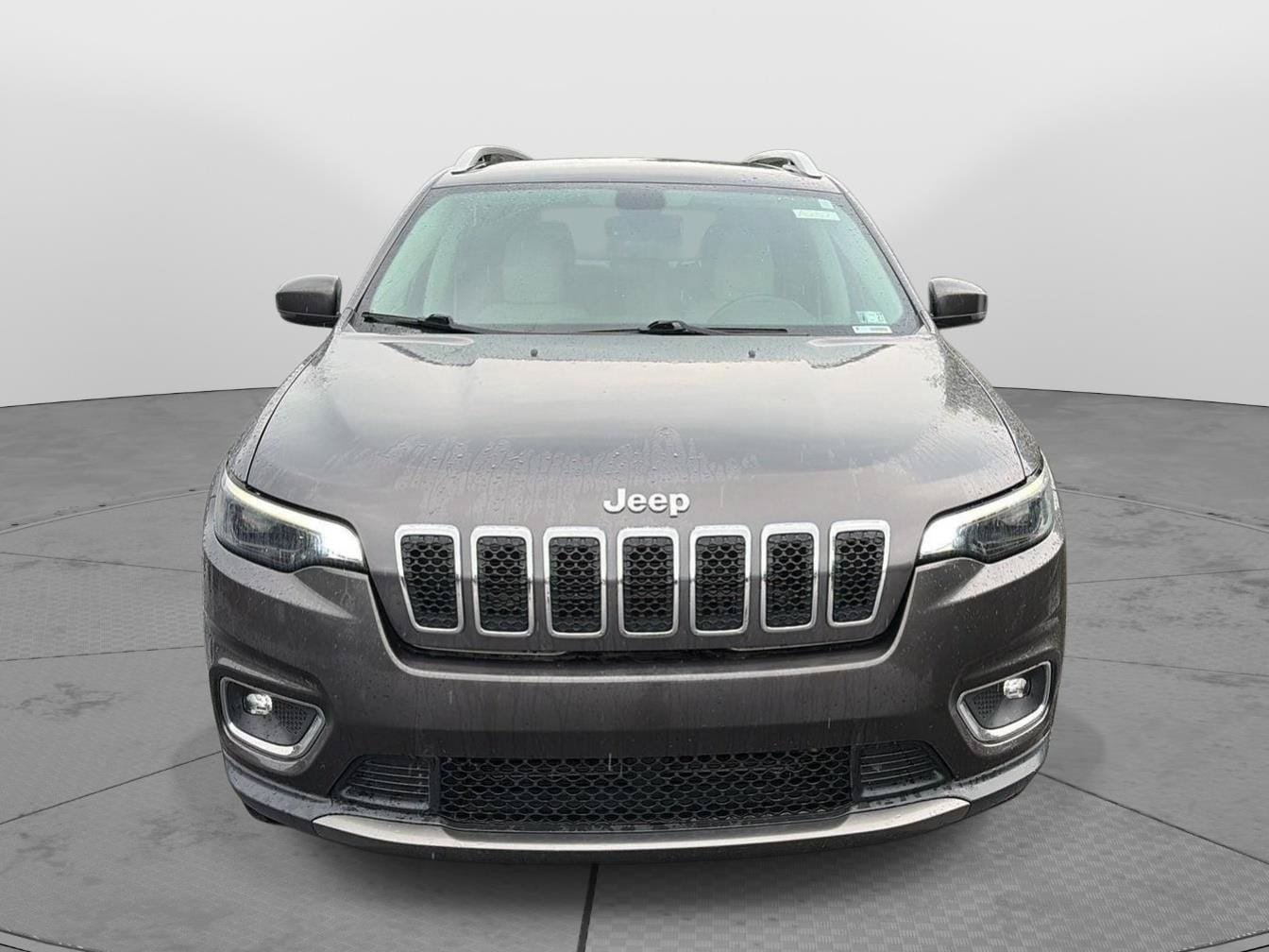 Used 2019 Jeep Cherokee Limited AWD/4WD image 2