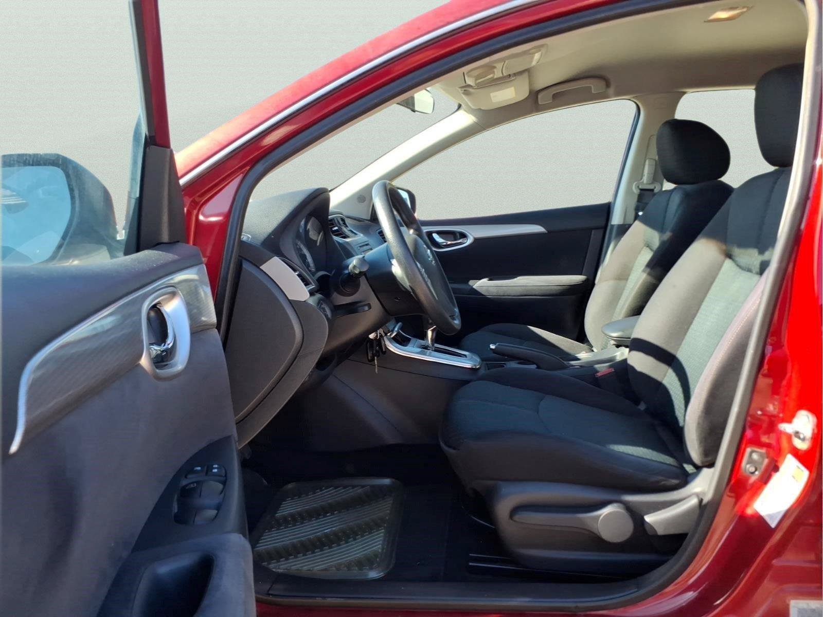 Used 2014 Nissan Sentra SR FWD image 15