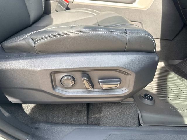 New 2026 Toyota Tundra Limited image 13