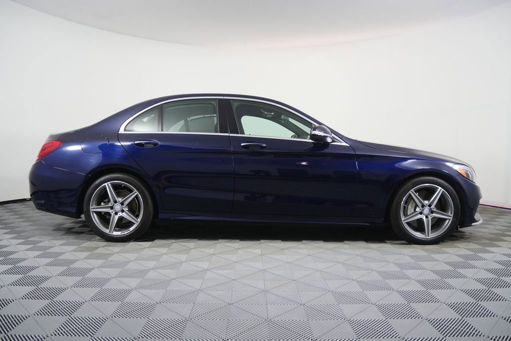 Used 2015 Mercedes-Benz C 400 4MATIC image 2