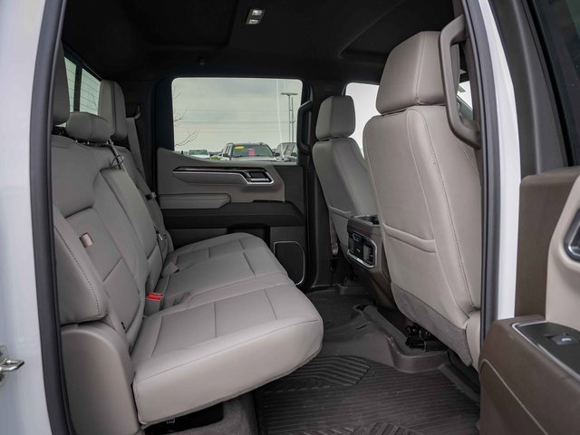 Used 2025 Chevrolet Silverado 1500 LTZ image 16